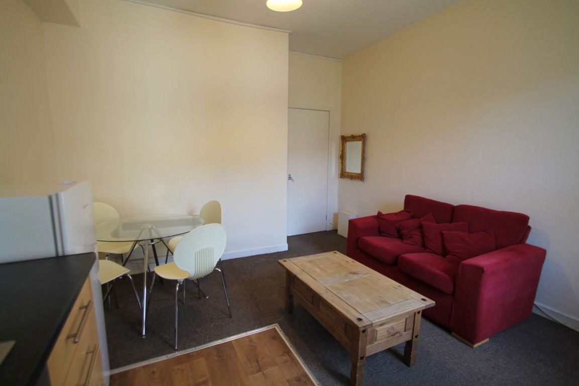 Flat Cunningham Street in Dundee