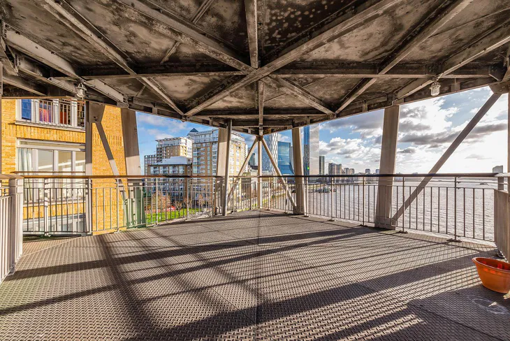 Flat Three Colt Street in Greater London