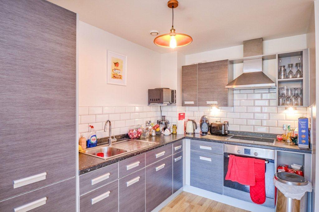 Flat Longleat Avenue in Birmingham