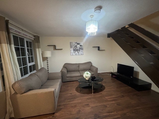 House Pippins Close in Greater London