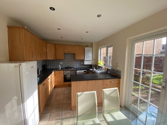 House Pippins Close in Greater London