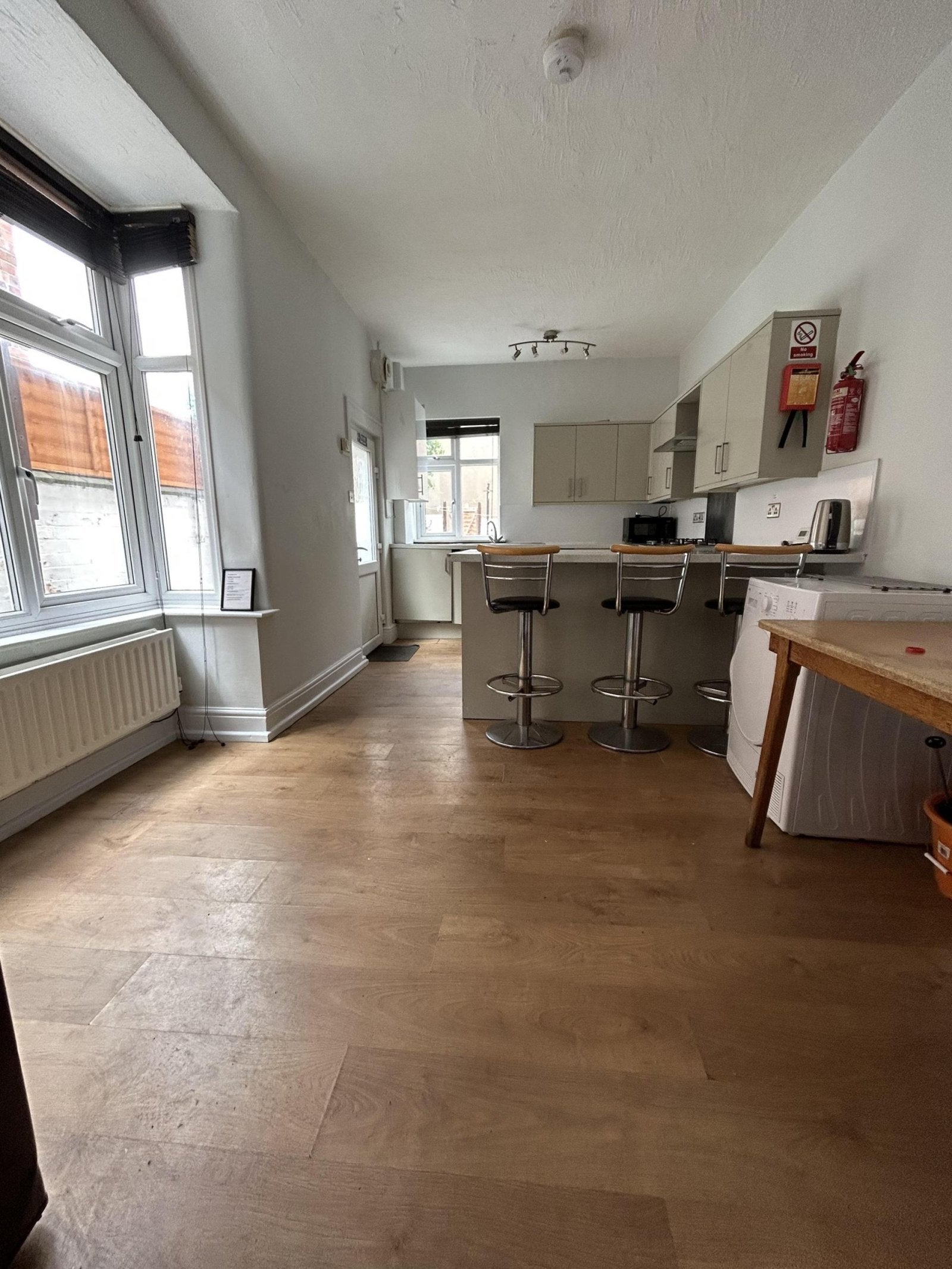 Room Curzon Street in Charnwood