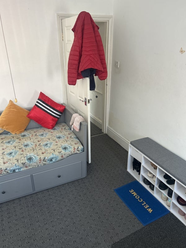 Room Ebenezer Street in Amber Valley