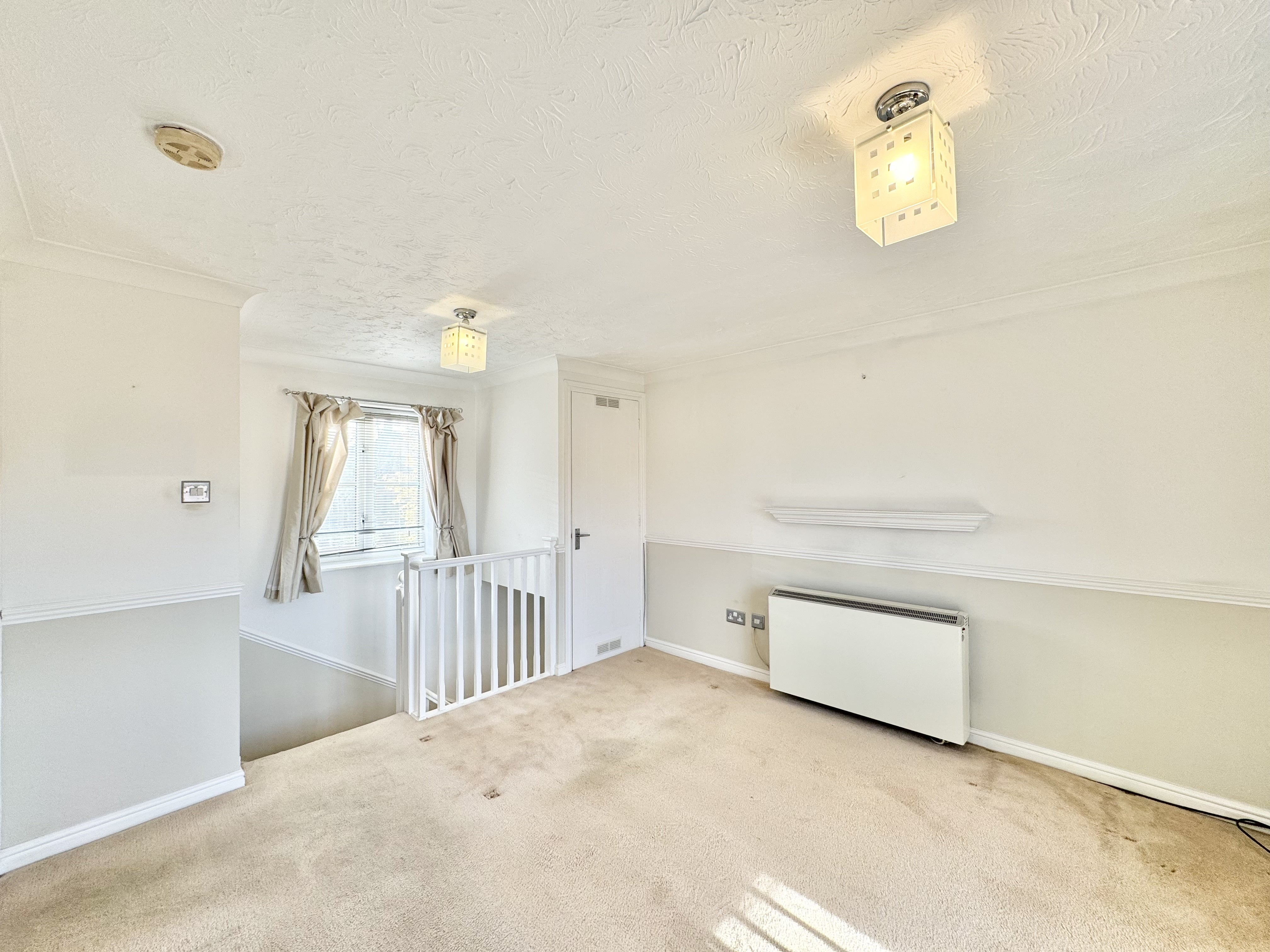 Flat Admiral Road in Babergh