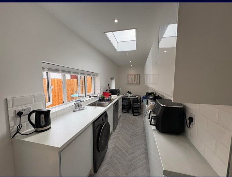 Room Prospect Road North in Redditch