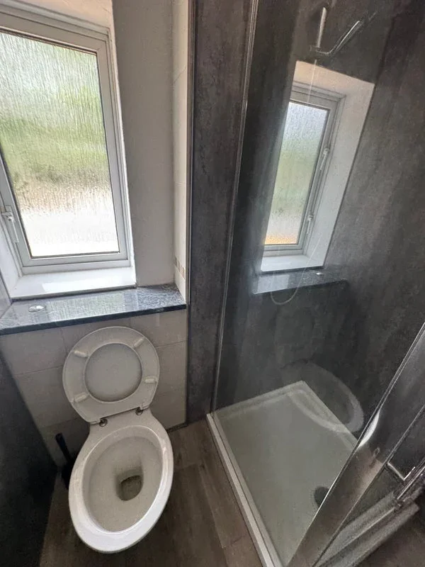 Room Wavell Way in Winchester