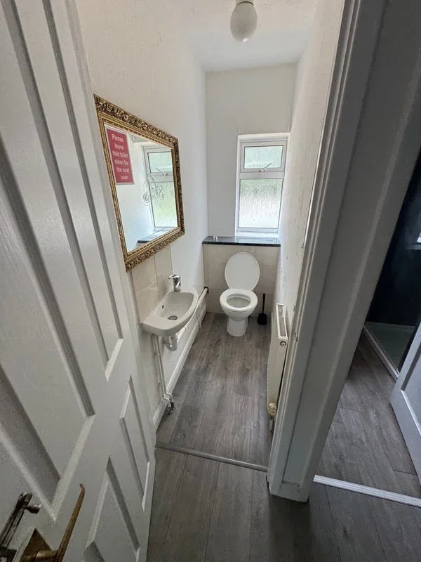 Room Wavell Way in Winchester