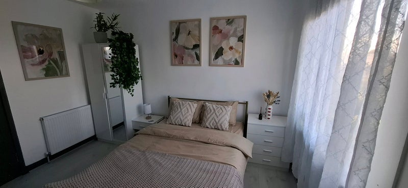 Room Fernieside Crescent in City of Edinburgh