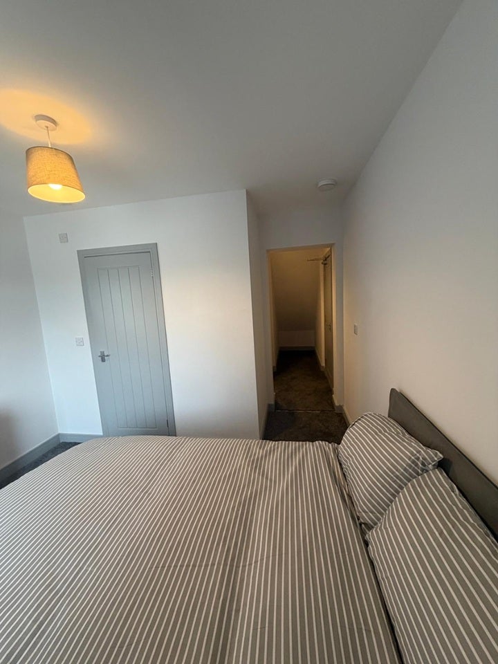 Room Haig Crescent in Doncaster