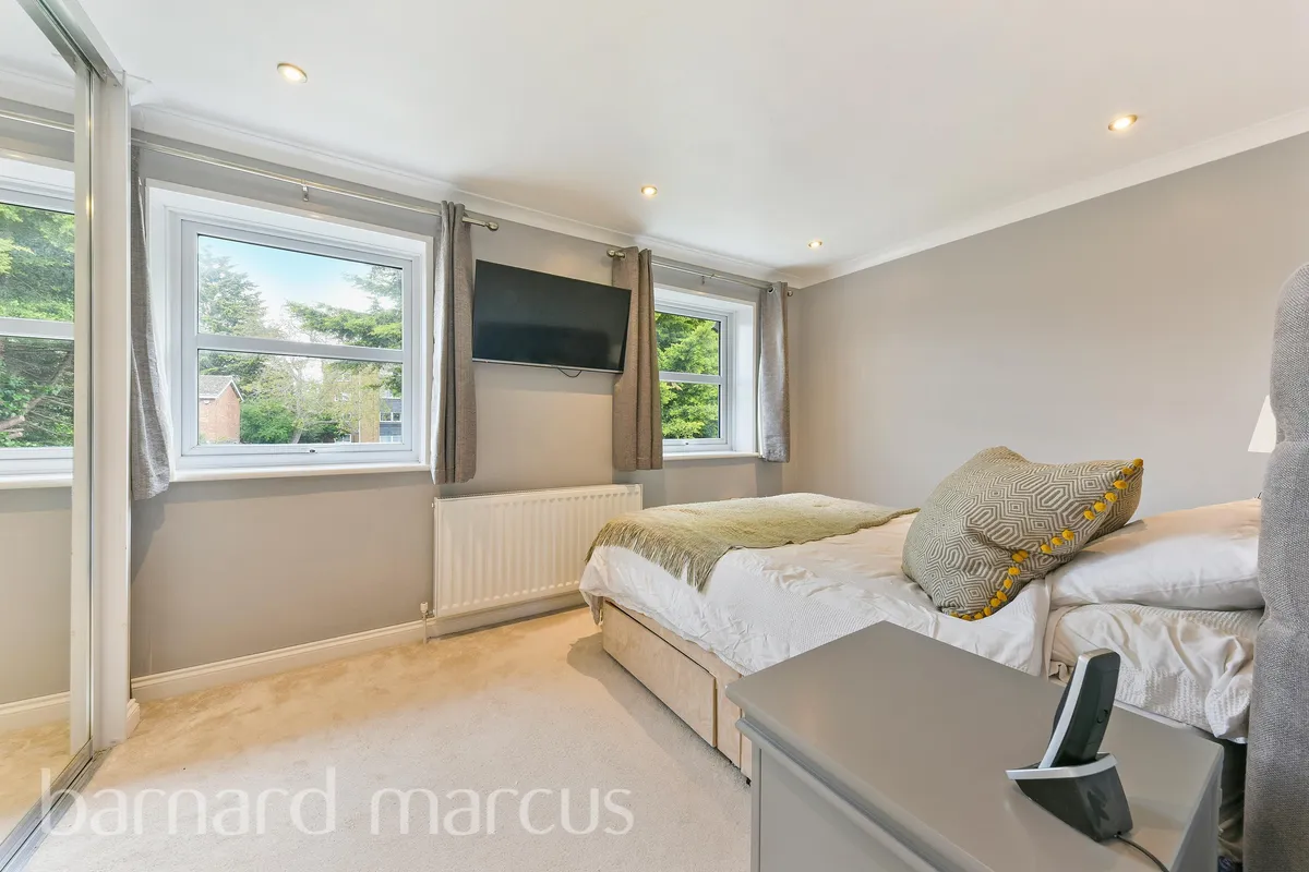 House Moreton Avenue in Greater London