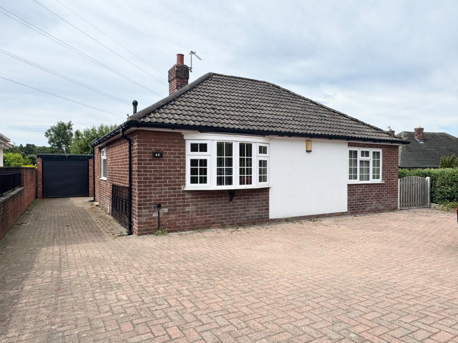 House Durkar Lane in Wakefield