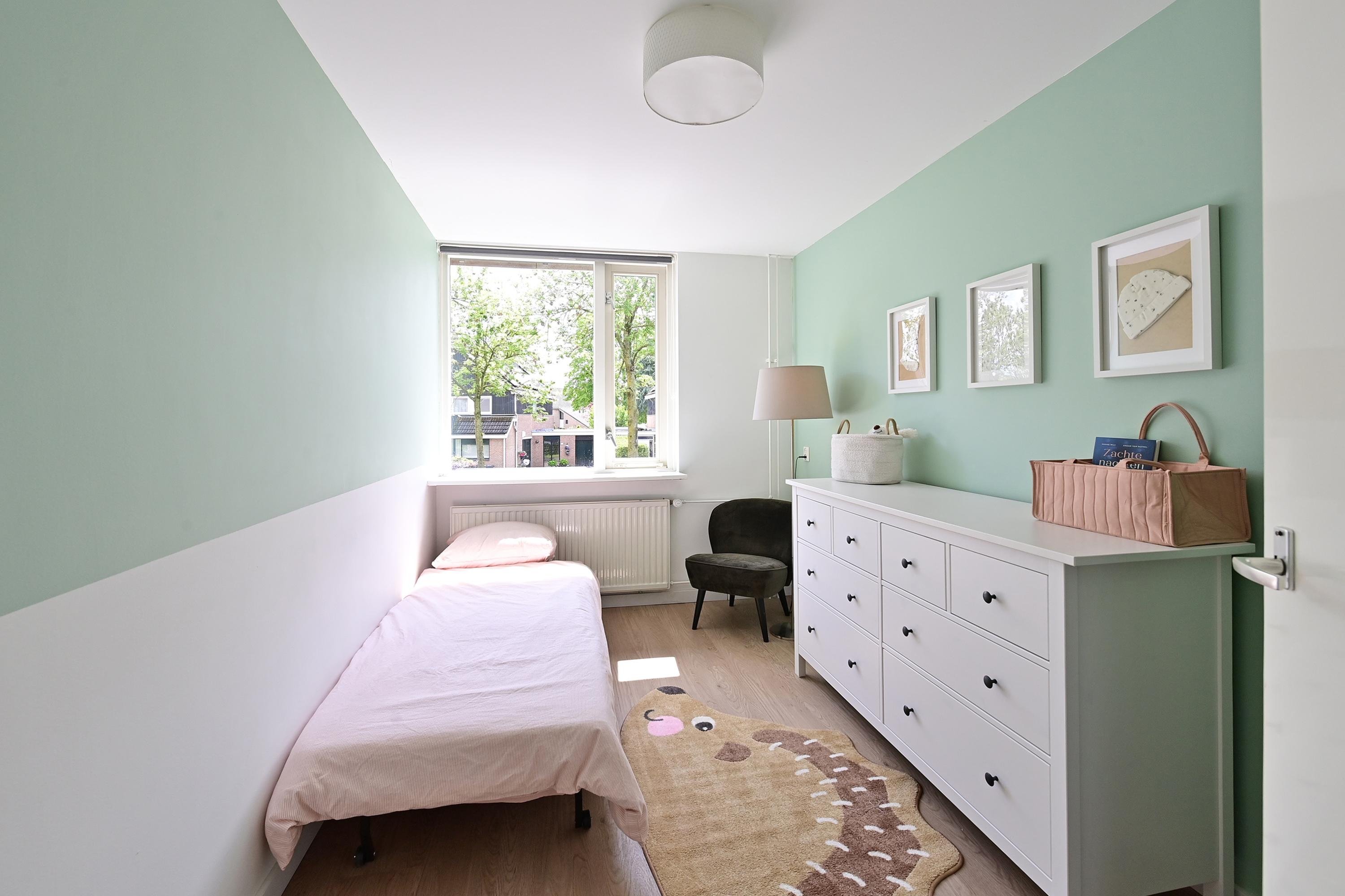 Tussenwoning te koop: Salamander 16, Huizen