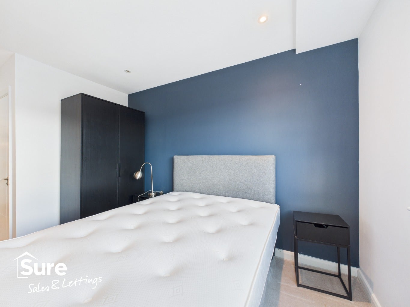 Flat King Harry Street in Dacorum