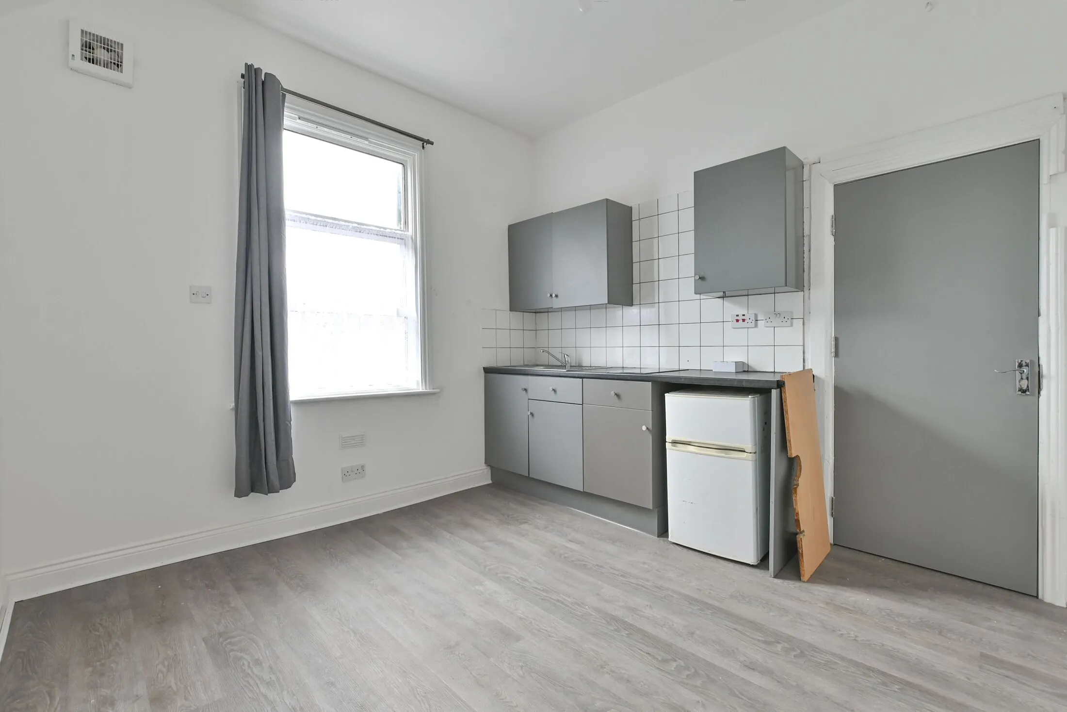 Room Dalston Lane in Greater London