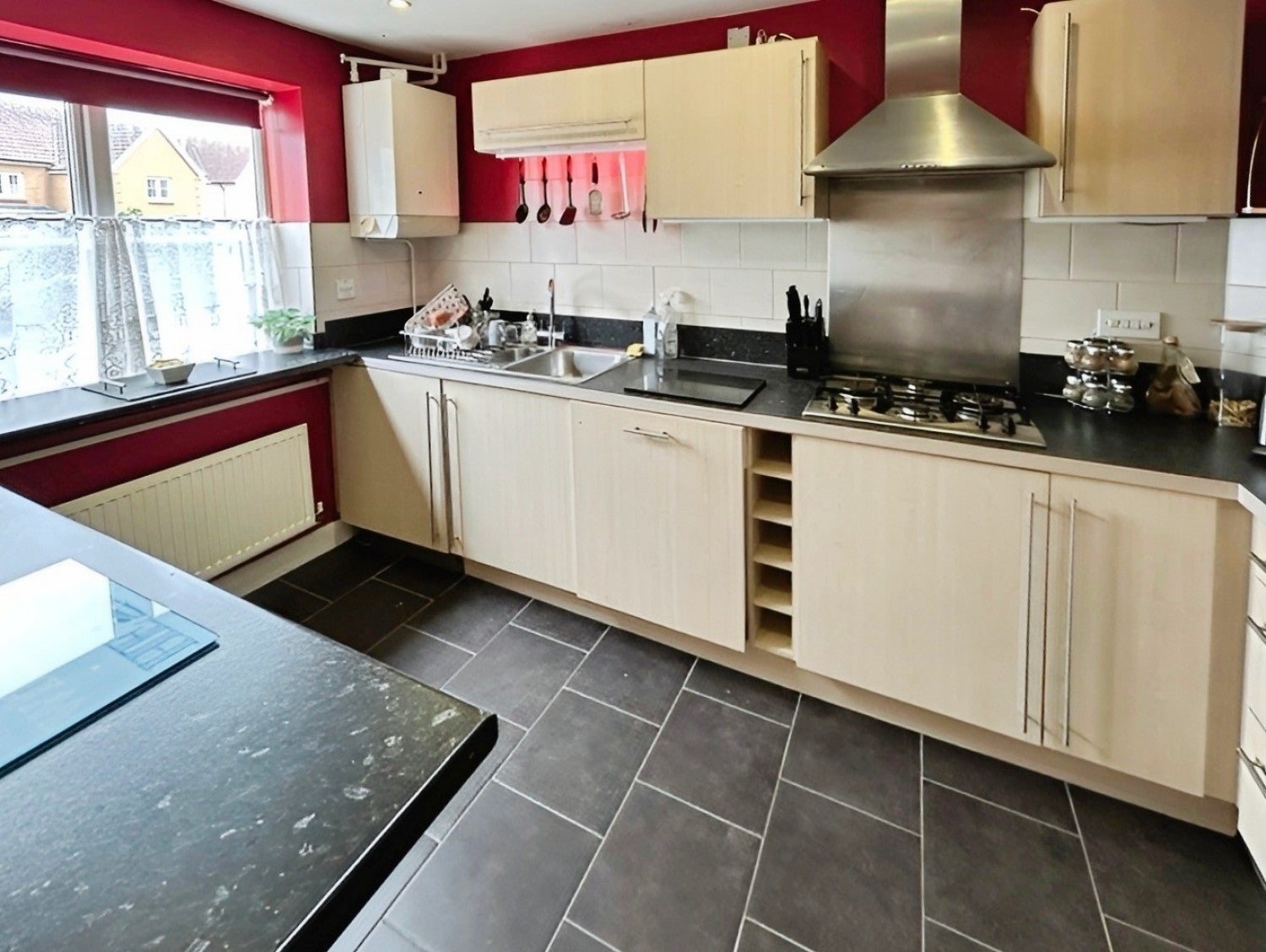 Flat Lower Corniche in Folkestone and Hythe District