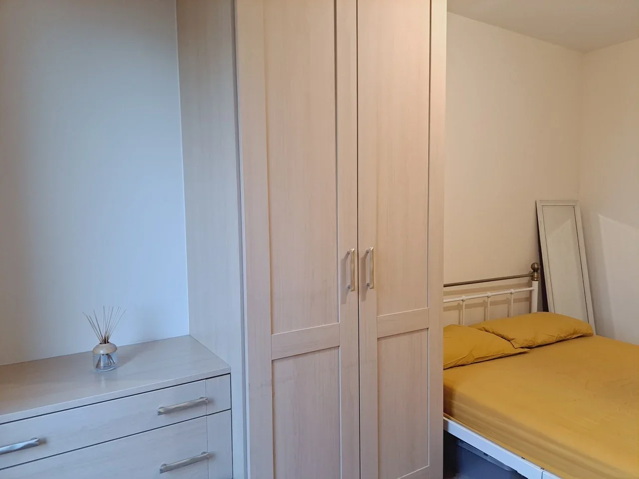 Room Pampisford Road in Greater London