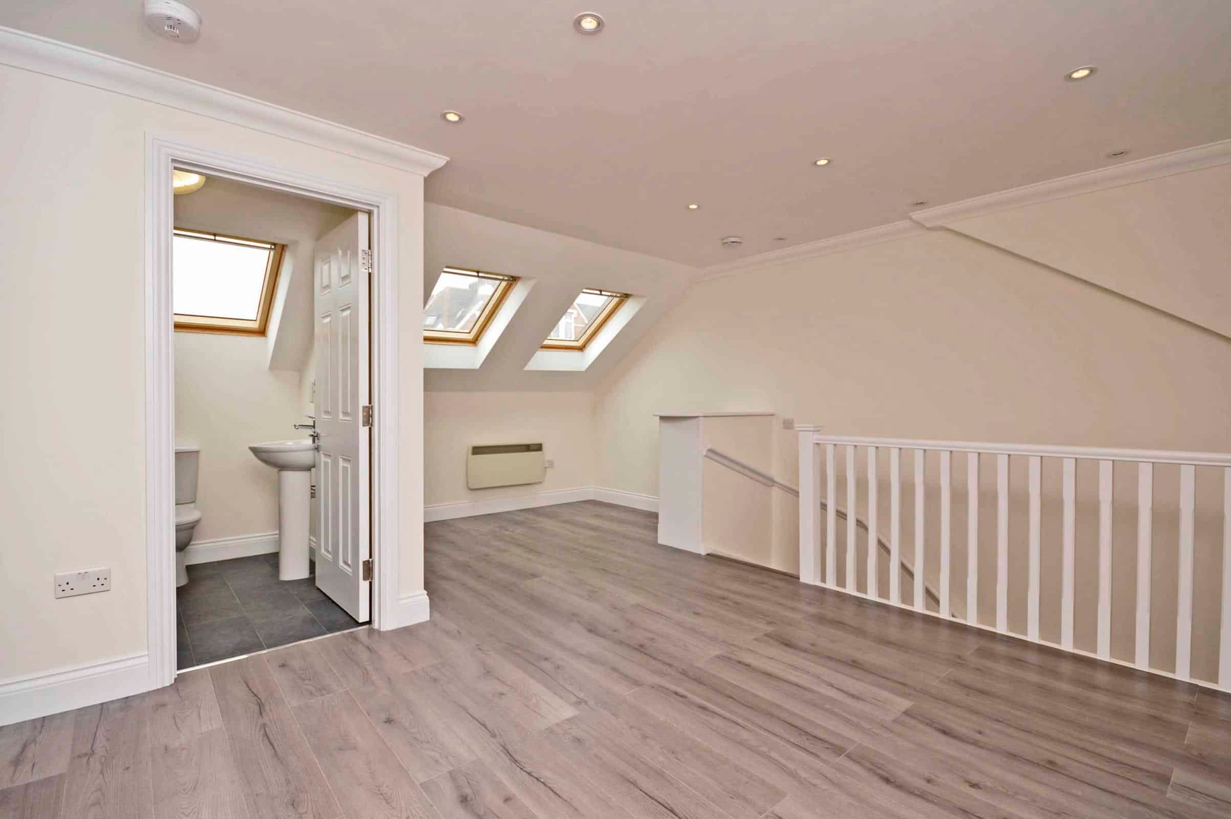 Flat Upper Tooting Road in Greater London