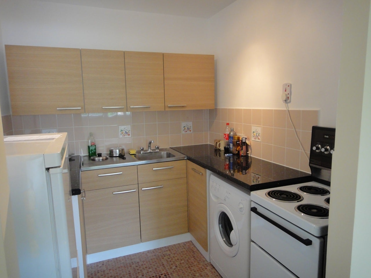 Flat Thicket Crescent in Greater London