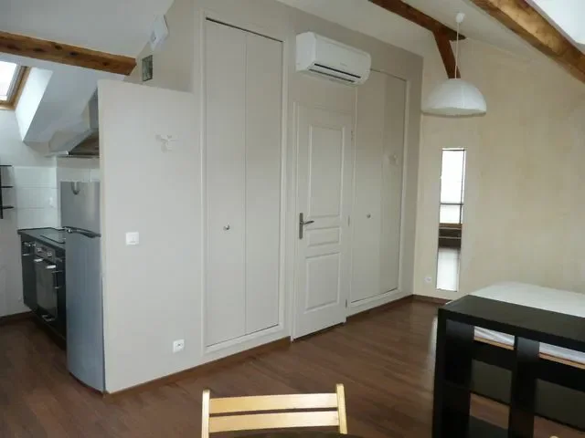 Chambre Rue de Bourgogne à Grenoble