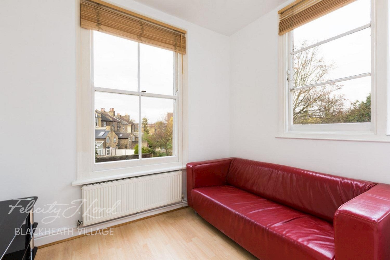 Flat Herbert Road in Greater London