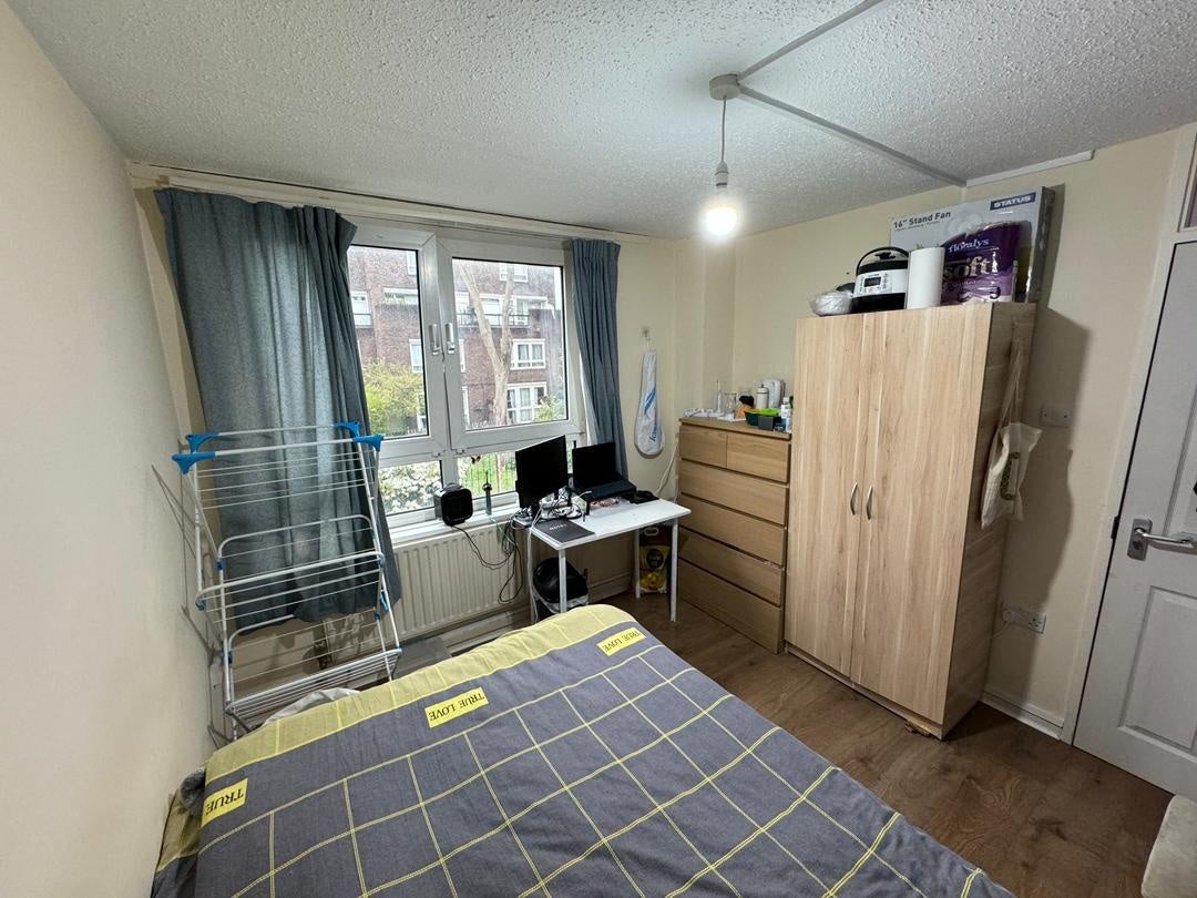 Room Oakley Square in Greater London