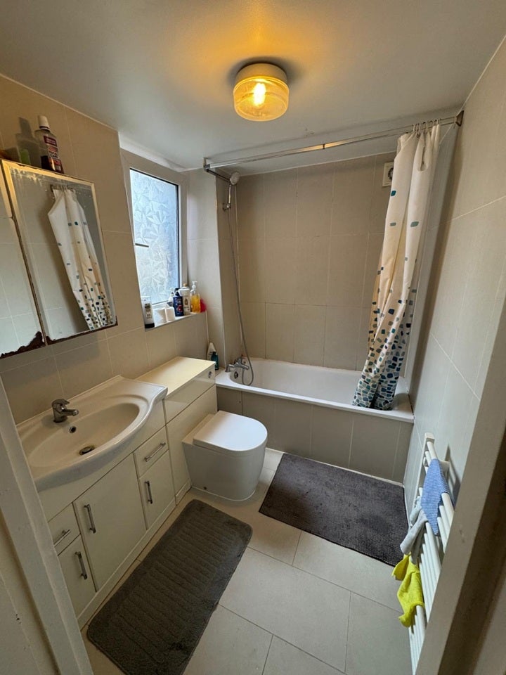 Room Oakley Square in Greater London