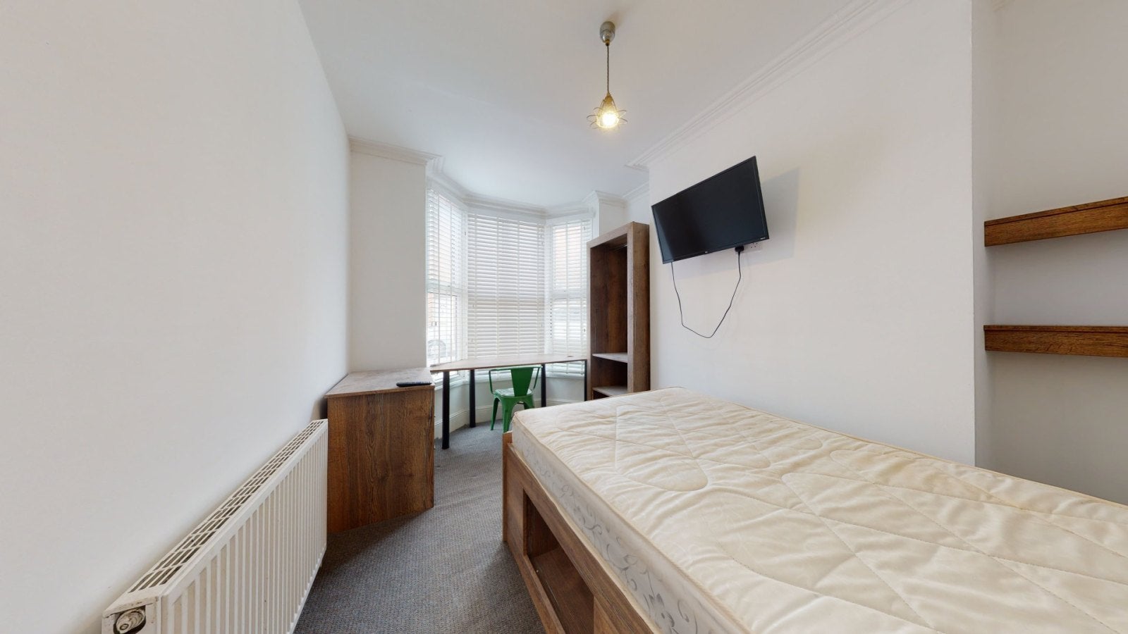 Room Cromwell Street in Lincoln