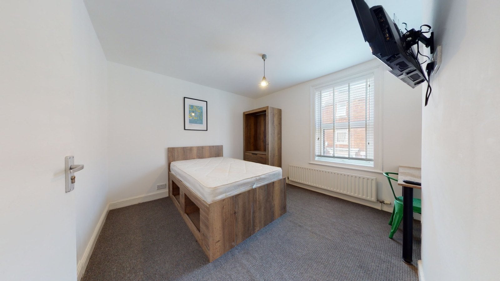 Room Cromwell Street in Lincoln