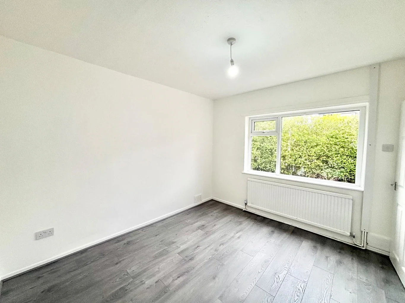 House Larkfield Avenue in Salford