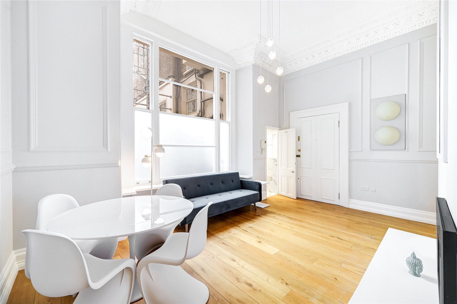 Flat Elvaston Mews in Greater London