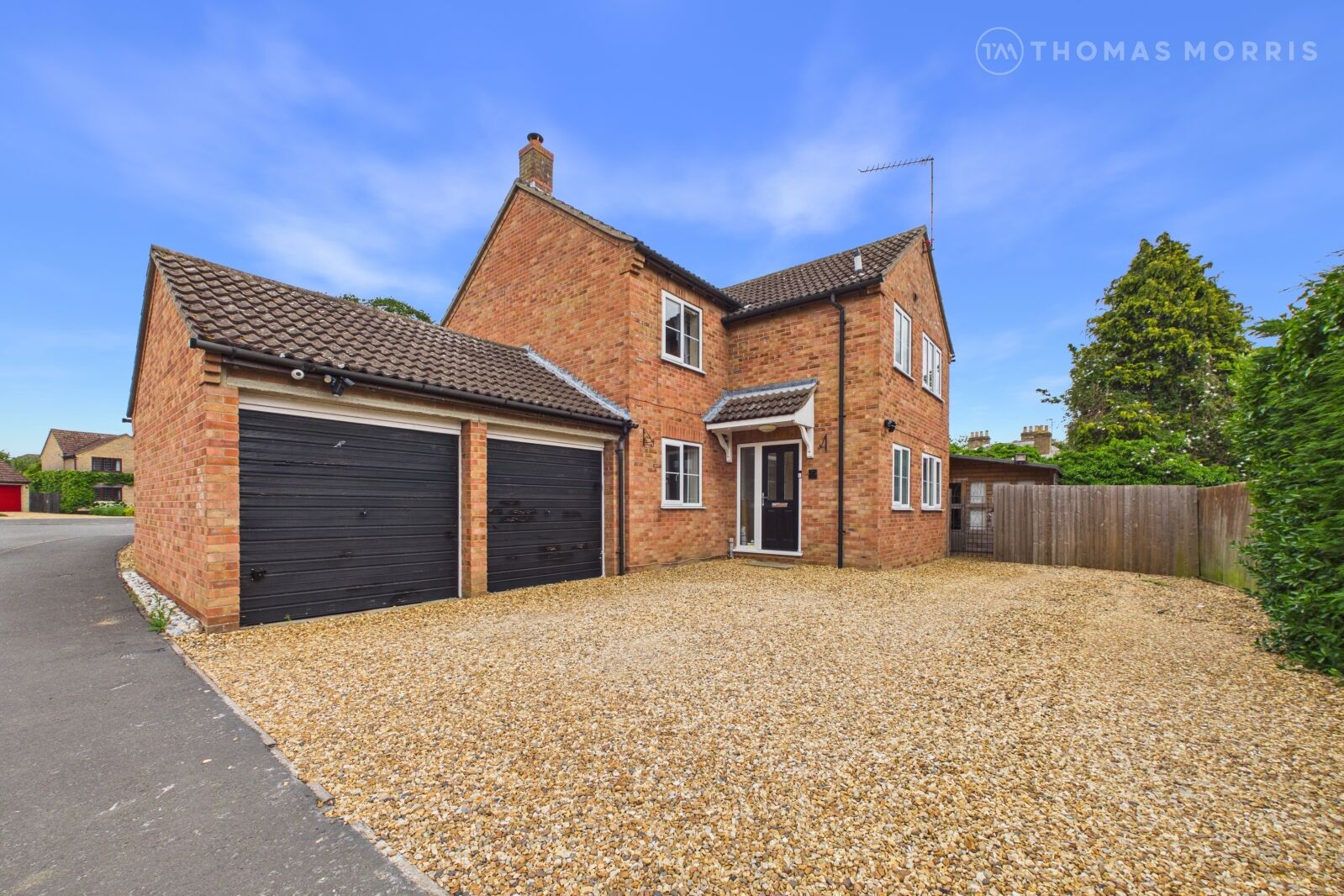 House Grove Way in Huntingdonshire