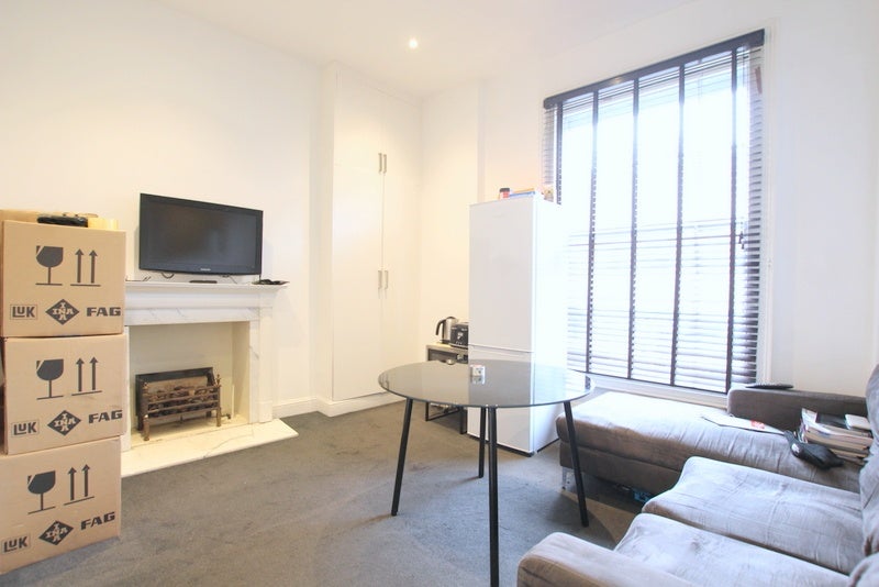 Flat King's Road in Greater London