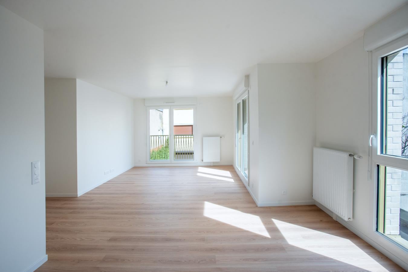 Flat Rue Madiraa in Courbevoie