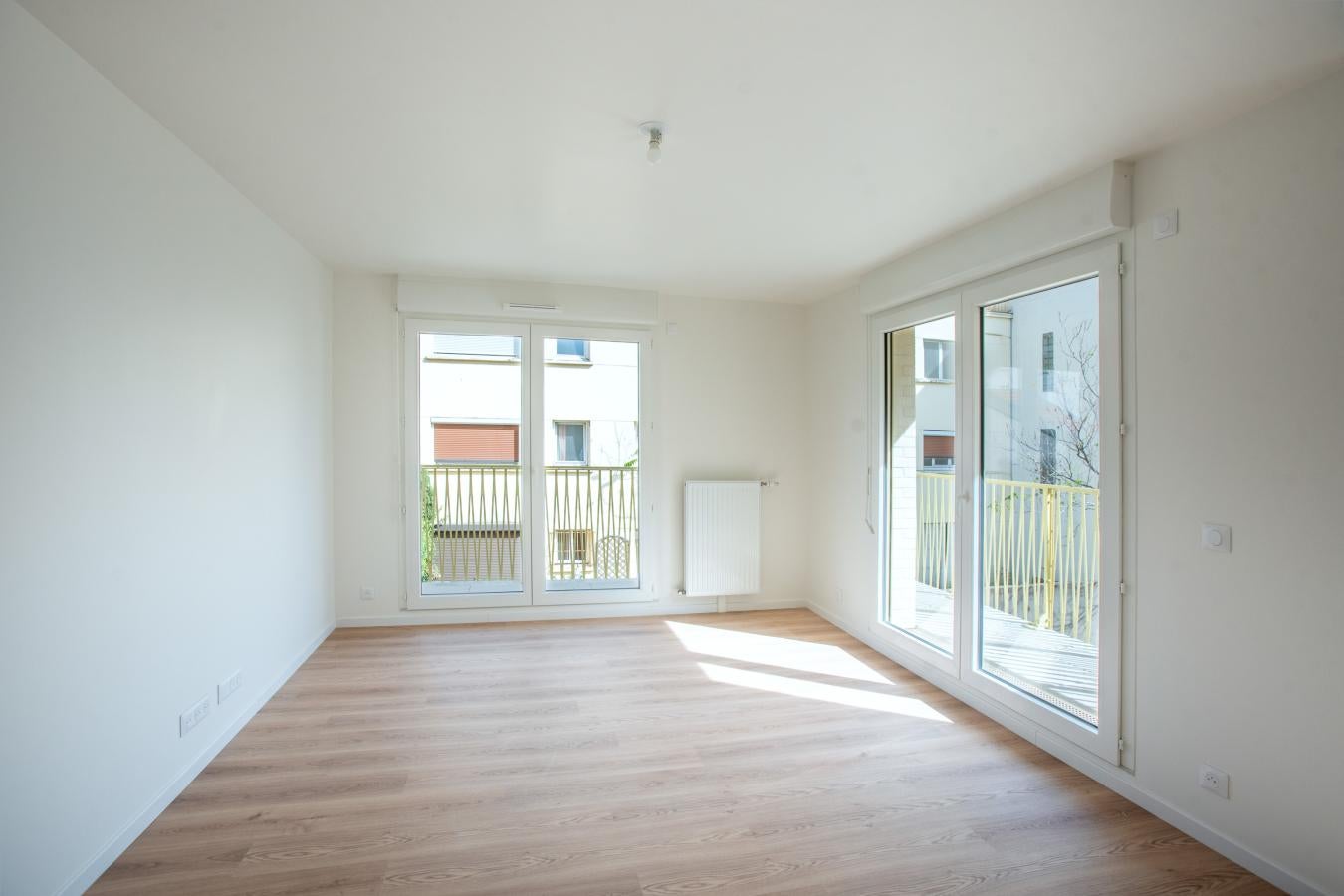 Flat Rue Madiraa in Courbevoie