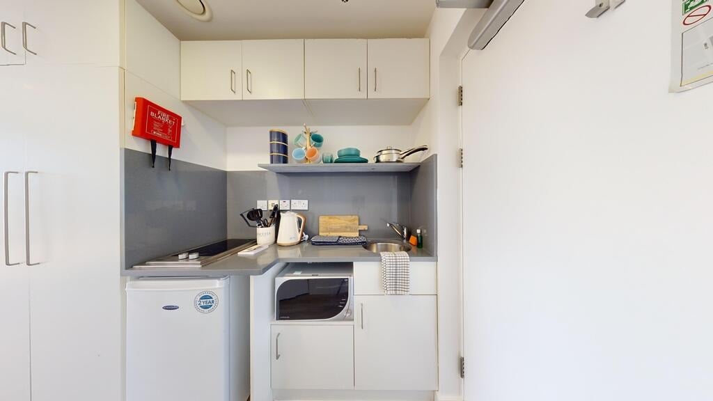 Room Pentonville Road in Greater London