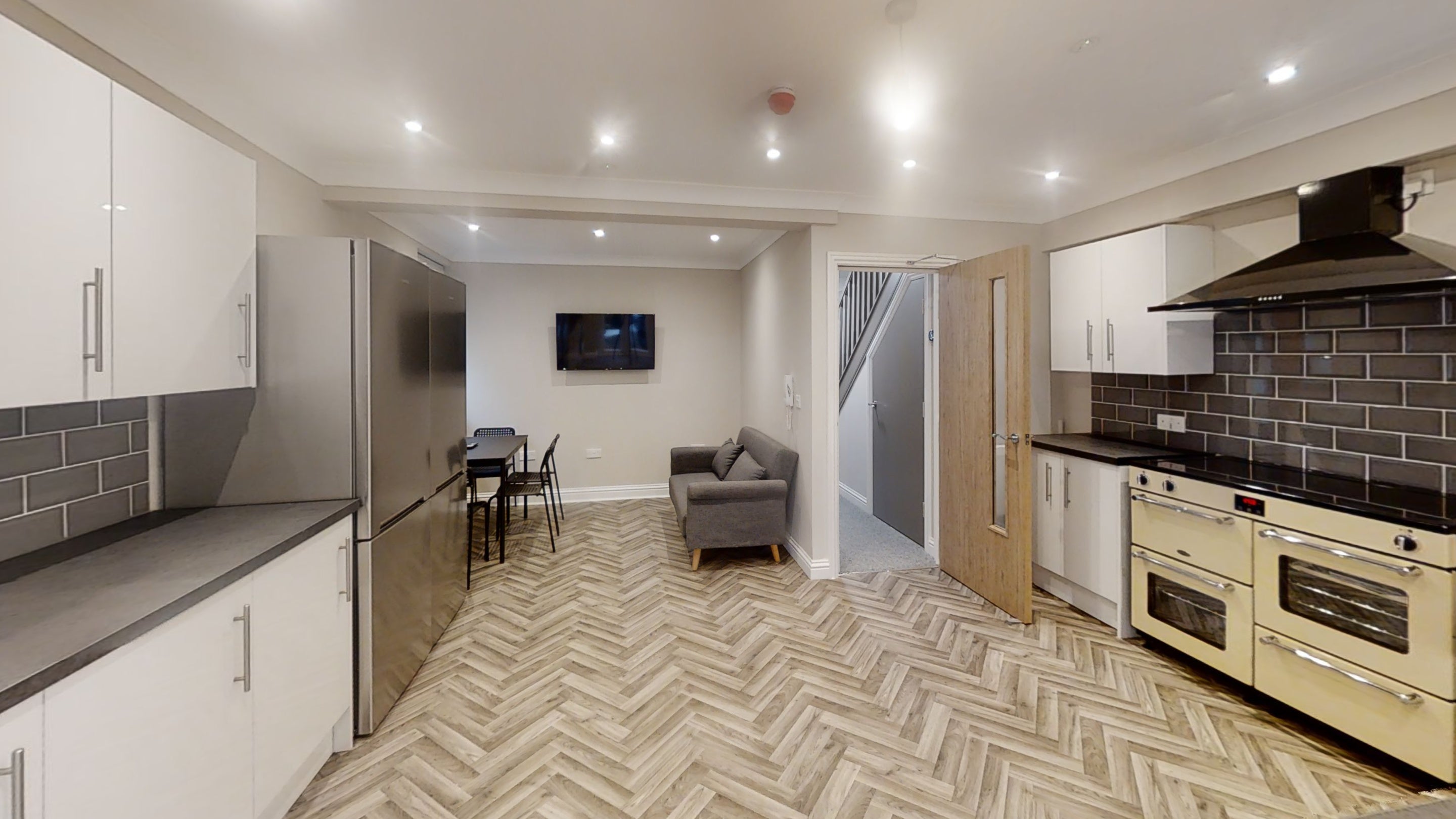 Room Mill Road in Gillingham