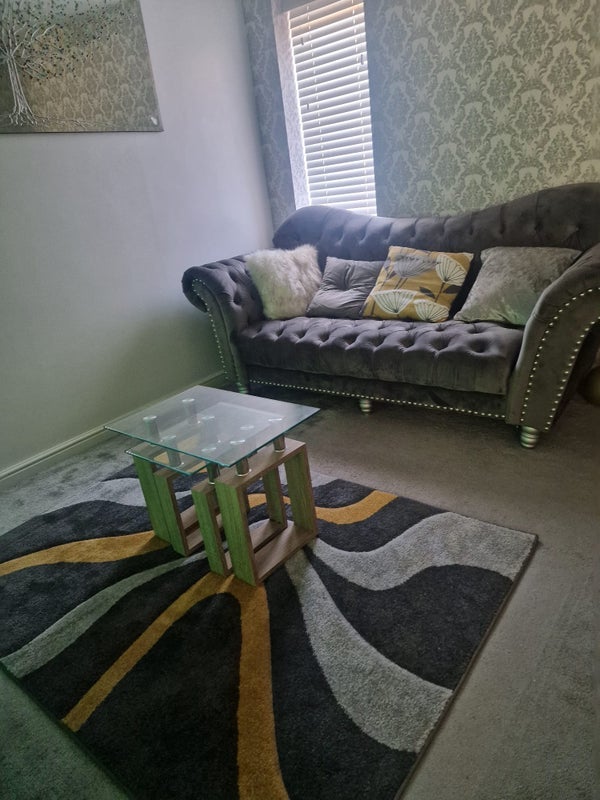 Room Mackeson Road in Tameside