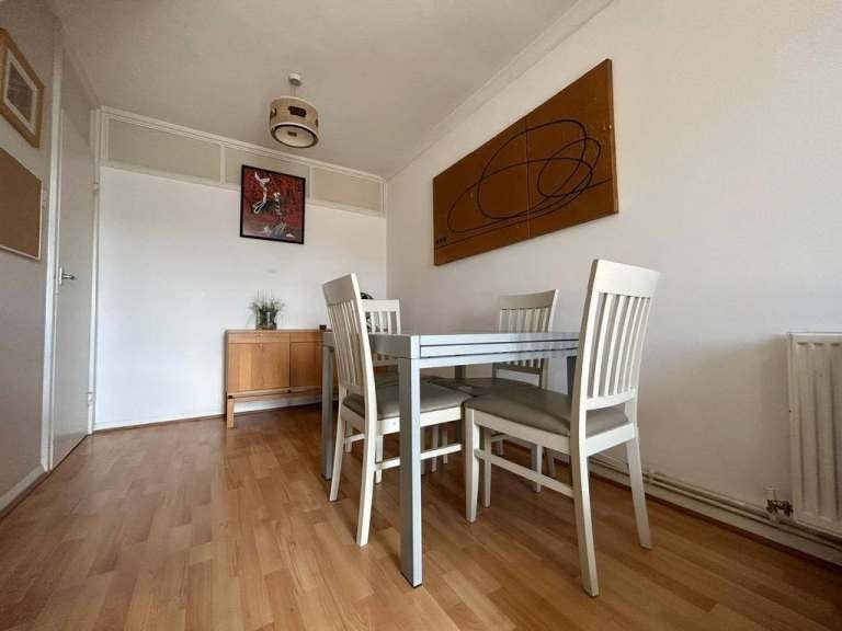 Flat Lisgar Terrace in Greater London
