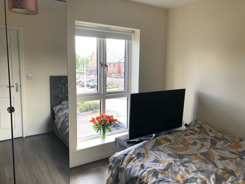 Room Renshaw Drive in Royal Leamington Spa