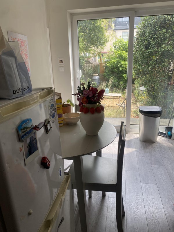 Room Undine Street in Greater London