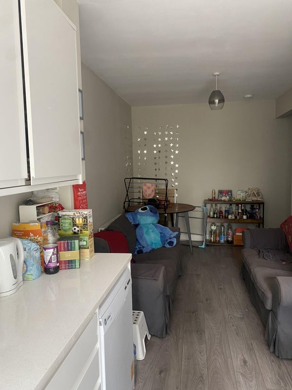 Room Undine Street in Greater London