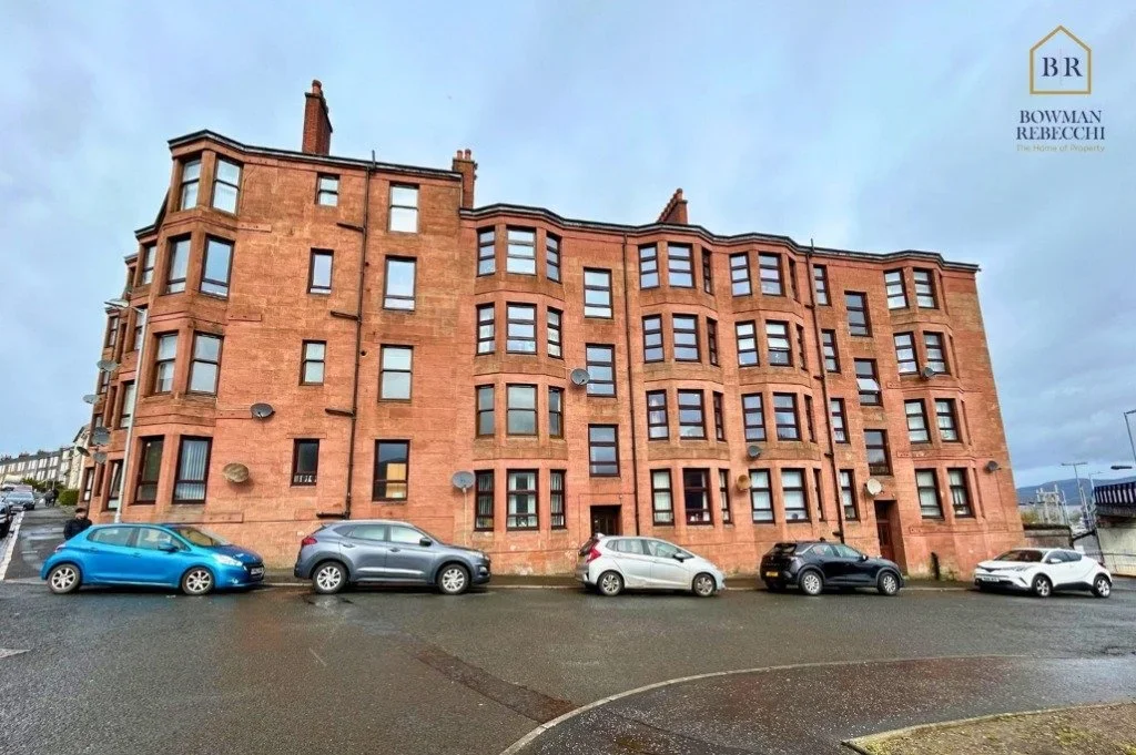 Flat Bawhirley Road in Greenock