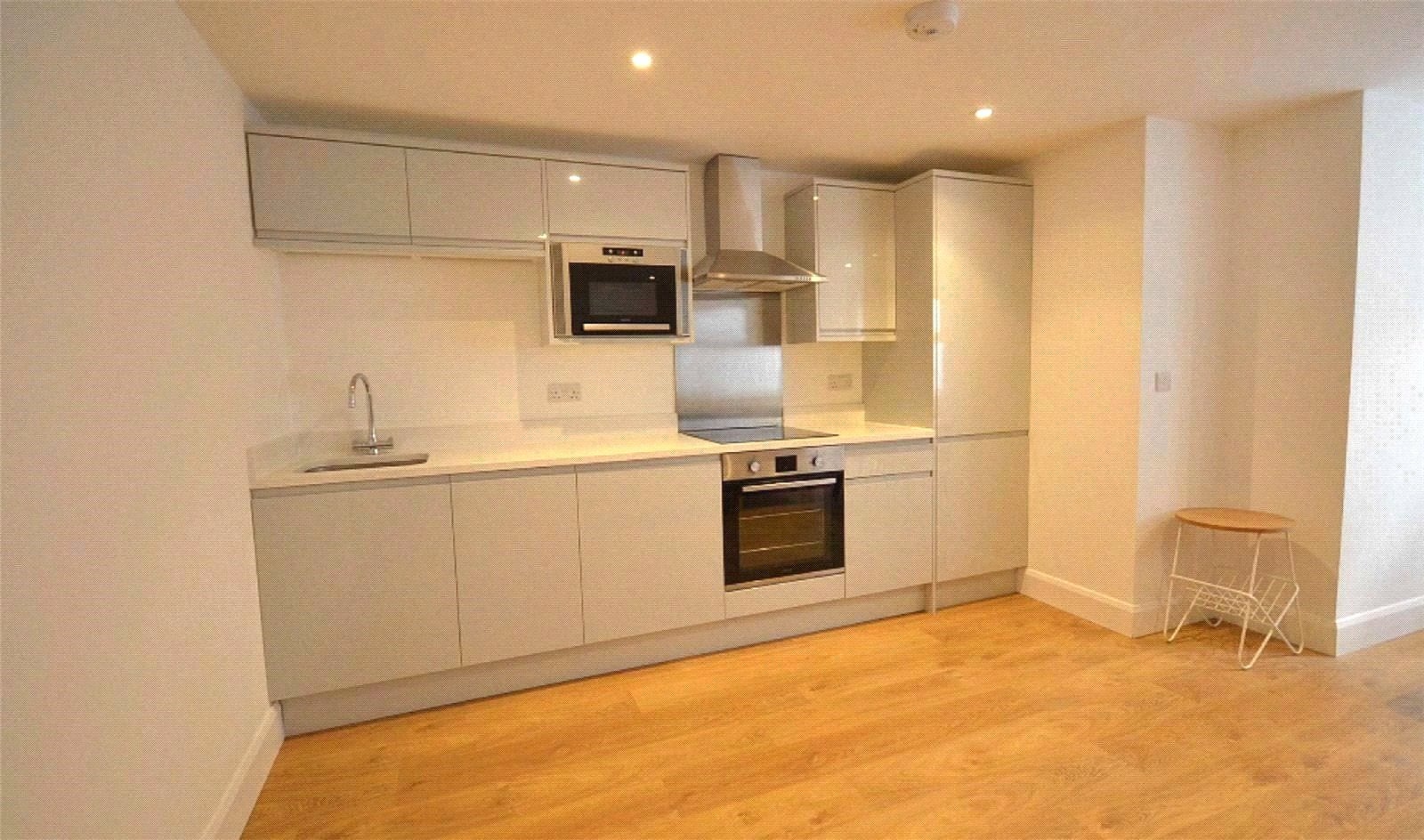 Flat Abberton Road in Manchester