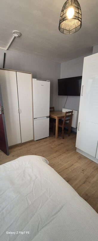 Room Gladstone Street in Rugby