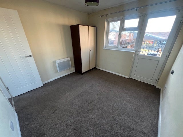 Flat Sturry Road in Canterbury