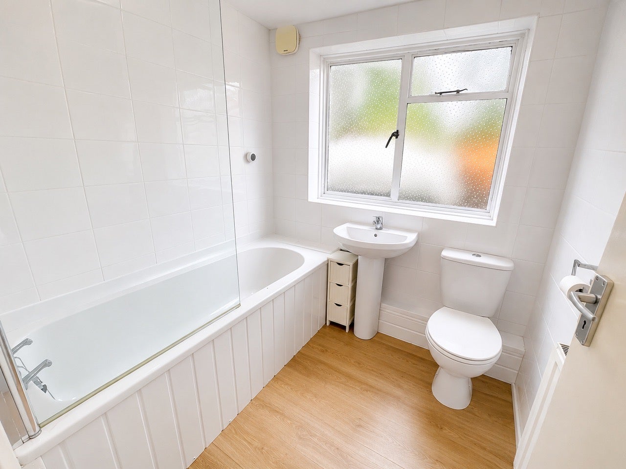 Flat Langham Court in Greater London