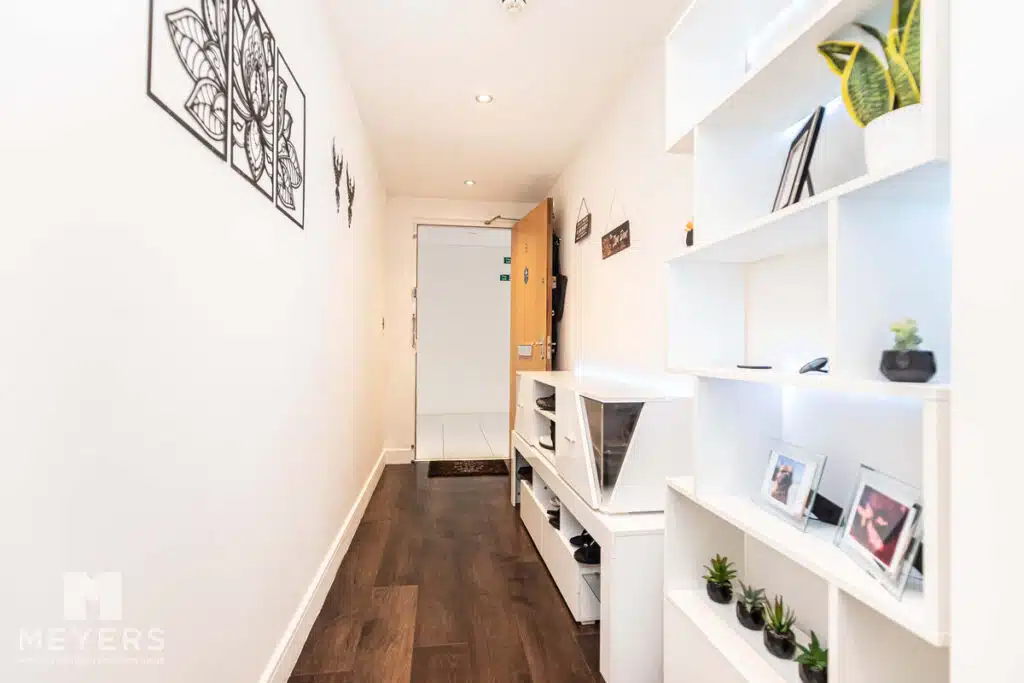 Flat Honeycombe Chine in Bournemouth