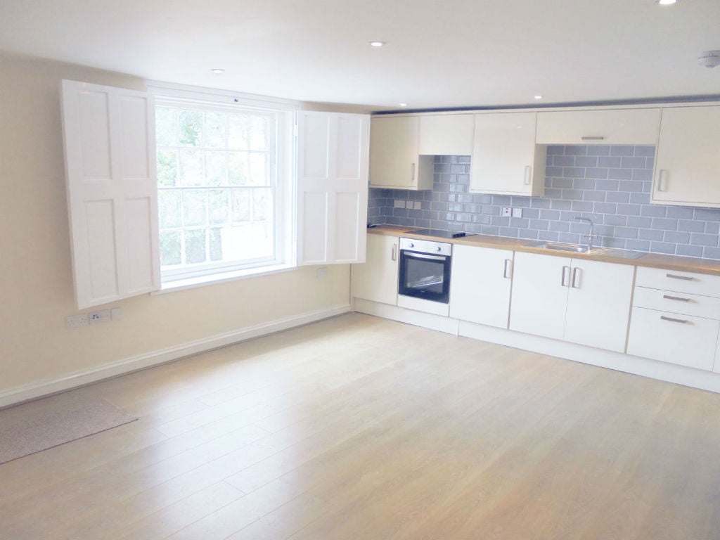 Flat Square Hill Road in Maidstone