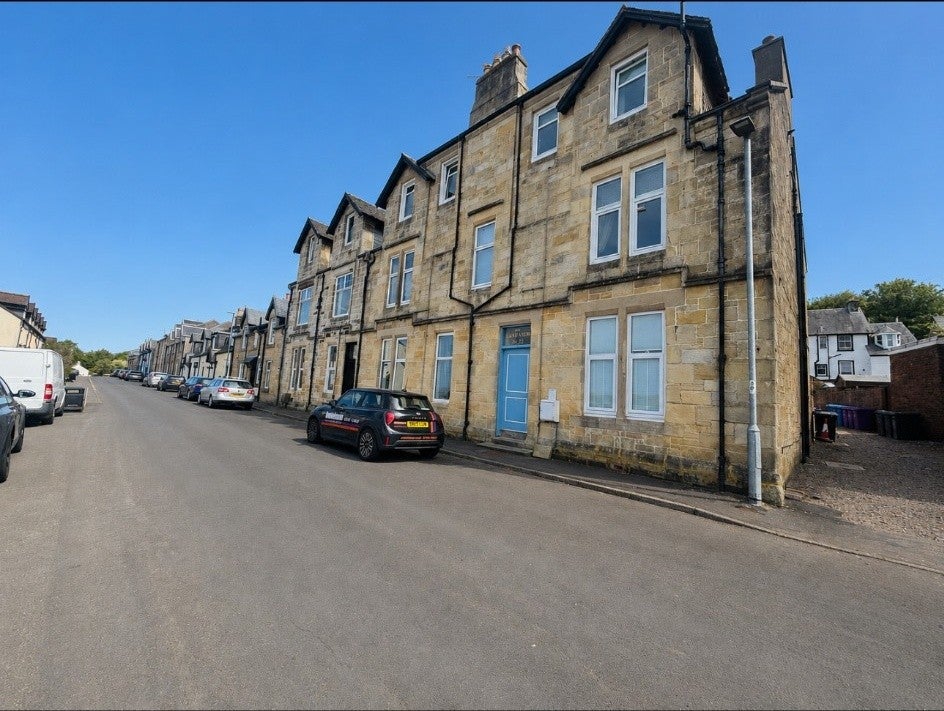 Flat Main Road in Fairlie