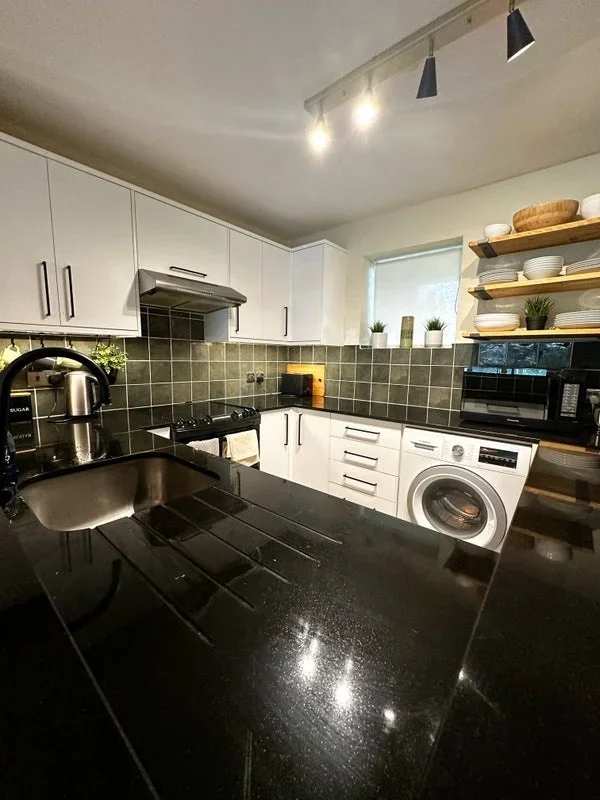 Flat Mansfield Road in Greater London